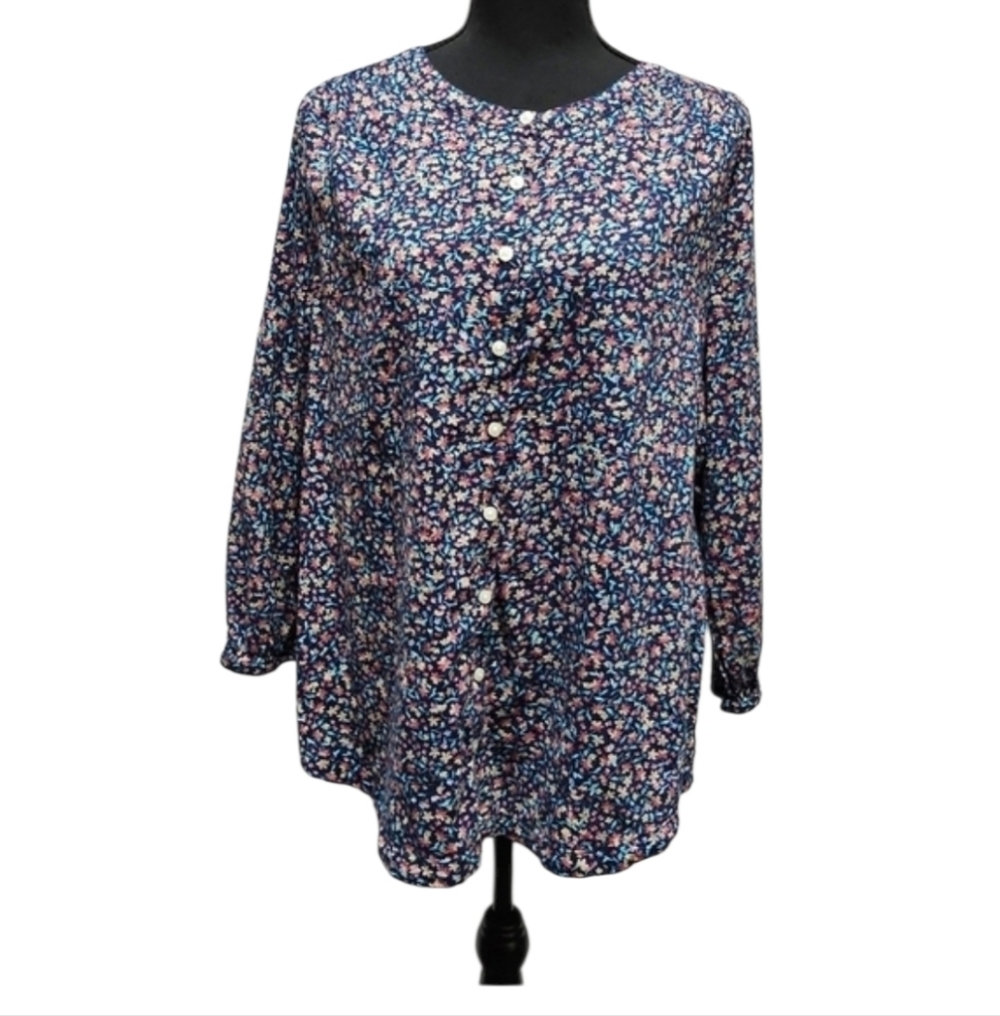 St. John's Bay Oversized Floral Button Up Blouse Blue 55% Cotton 45% Rayon Sz L